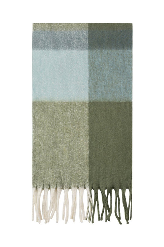 Scarf winter green
